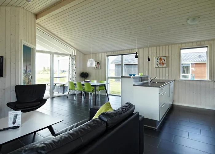 Lalandia База отдыха 4*